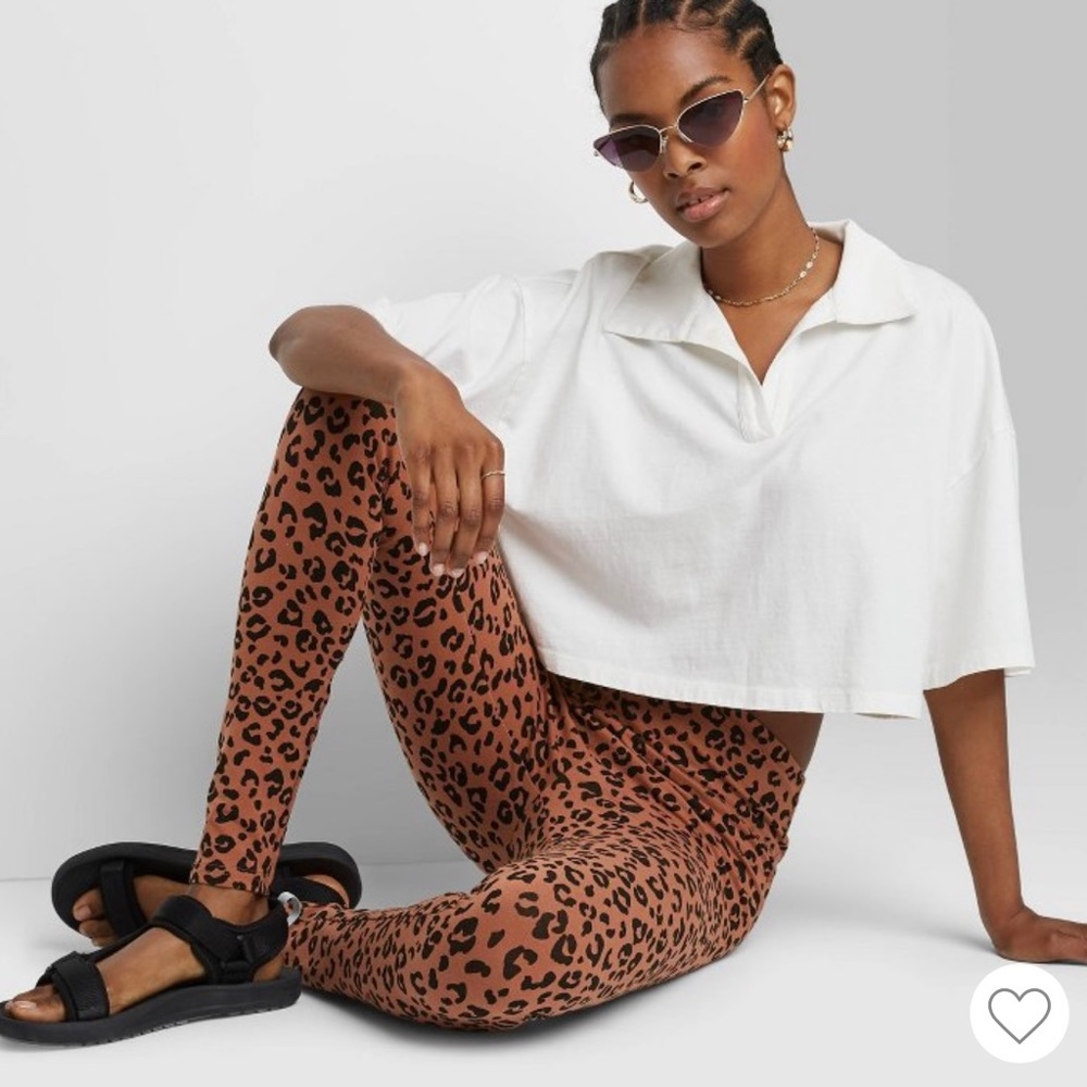Wild Fable - High-Waisted Classic Leggings - Brown Leopard Print - Size L